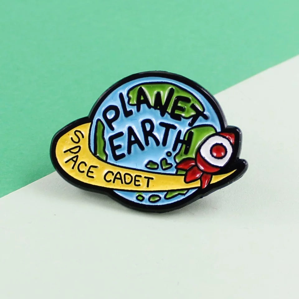 Pins Planet Earth